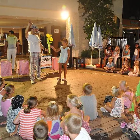 Fougere アパートホテル